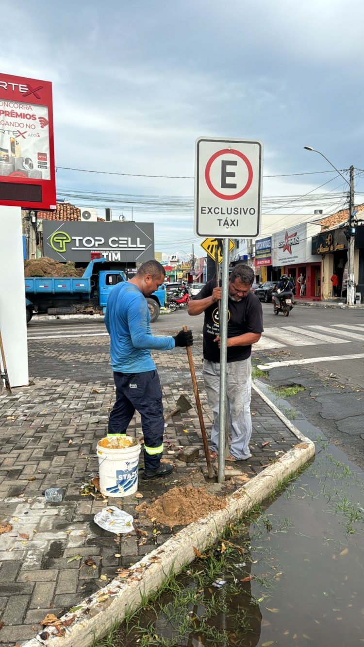 Sutran de Floriano realiza sinalização vertical em vias do município