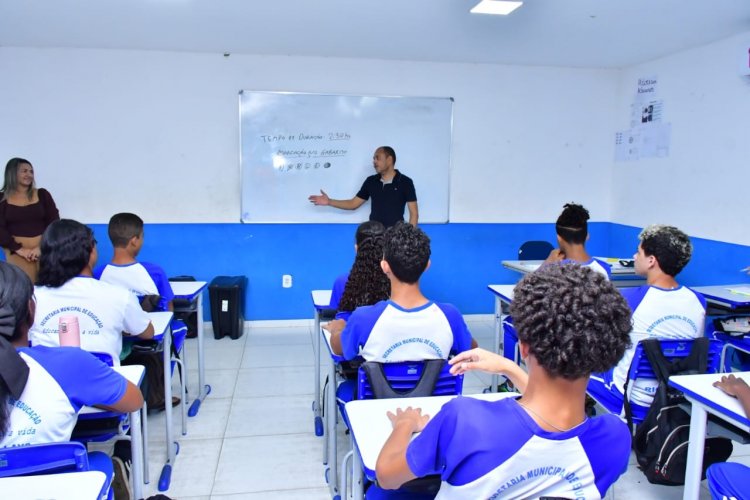 Educação de Floriano participa das avaliações do SAEPI