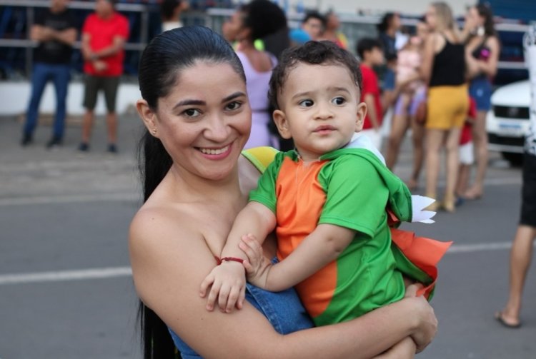 Carnaval da Família e festa no Cais: alegria contagia foliões de todas as idades