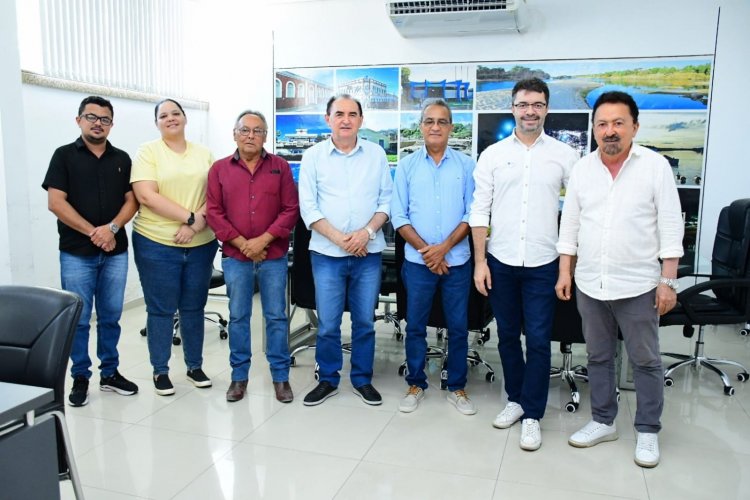 Prefeitura de Floriano discute implantação do programa ‘Piauí Oportunidades’ que incentiva o primeiro emprego para jovens