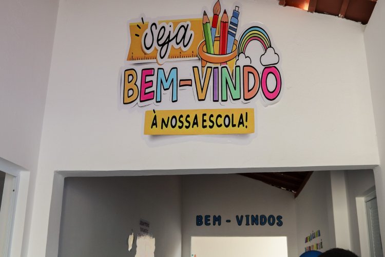 128 anos: Prefeitura de Floriano entrega reforma e ampliação de escola e reurbanização da praça do bairro N. Sra. da Guia
