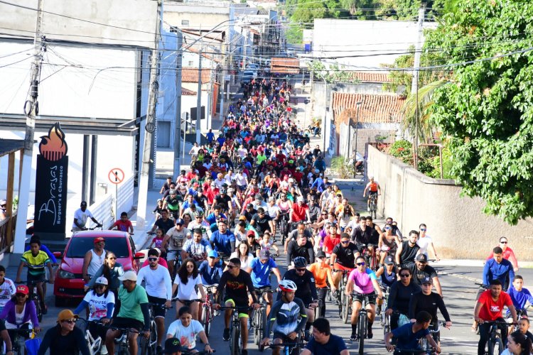 128 anos: Tradicional Passeio Ciclístico de aniversário dá show de participação em Floriano
