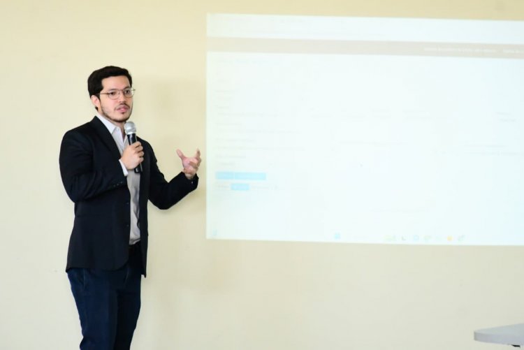 Profissionais de saúde de Floriano participam de capacitação sobre Sistema de Gestão de Cuidados Integrados