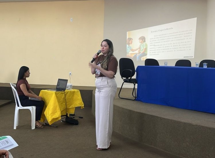 Assistência Social de Floriano realiza encontro sobre Escuta Especializada de crianças e adolescentes
