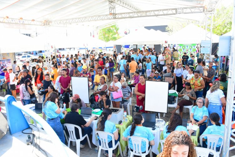 Mais de 3 mil pessoas participaram do 'Dia do Evangélico' realizado com apoio da Prefeitura de Floriano