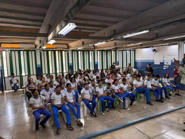 Prefeitura de Floriano implanta projeto Ambiente EscoLar do TJPI na Escola Raimundinha Carvalho