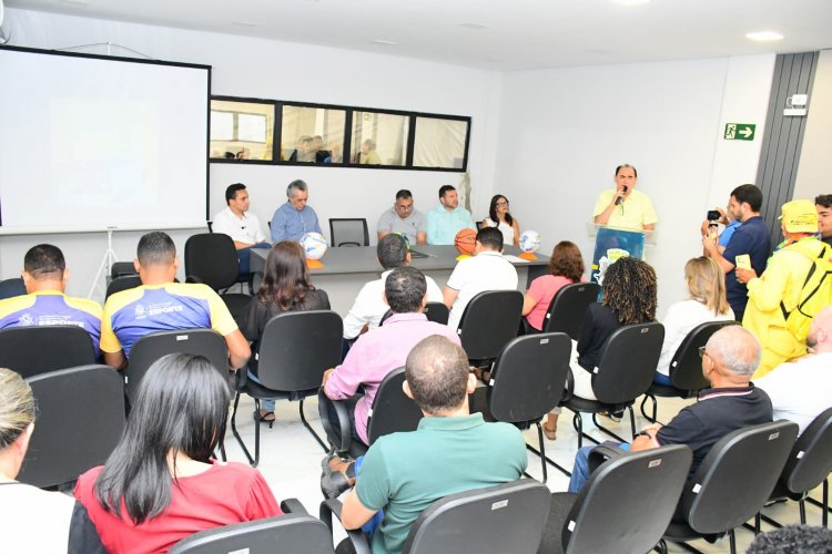 Prefeitura de Floriano assina ordem de serviço para construção de Espaço Comunitário na Vila Leão