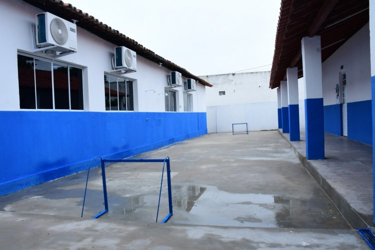 Prefeitura de Floriano entrega reforma e ampliação da Escola Municipal Iracema Miranda