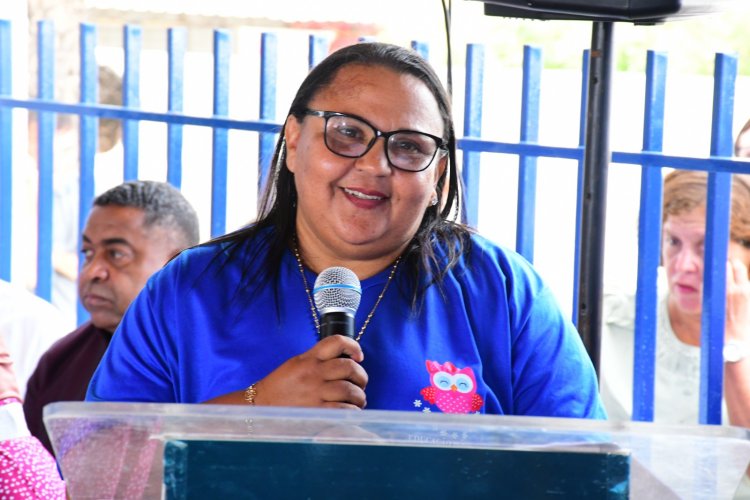 Prefeitura de Floriano entrega reforma e ampliação da Escola Municipal Iracema Miranda