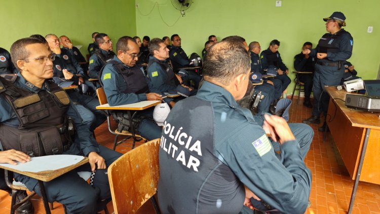 Prefeitura de Floriano apresenta serviços do Saúde Digital a policiais do 3º BPM