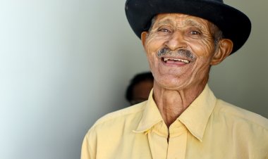 Prefeitura de Floriano entrega 100 próteses dentárias e transforma sorrisos no 3º Mutirão de Saúde Bucal