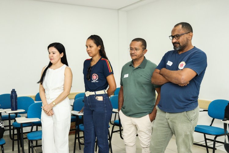 SAMU de Floriano realiza capacitação para aprimorar atendimento de urgência e emergência